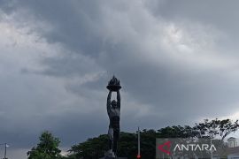 Jakarta diperkirakan diguyur hujan hingga Selasa malam