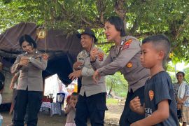 Polres Flores Timur 