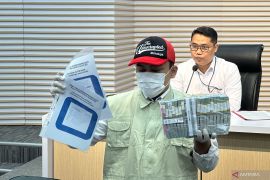 KPK tetapkan lima tersangka kasus pengadaan mesin EDC bank