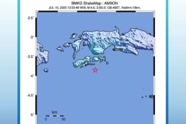 Gempa dangkal guncang Ambon Kamis sore, warga diimbau tetap tenang