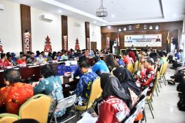 Wabup apresiasi capaian penyerapan anggaran Sekretariat DPRD Kapuas