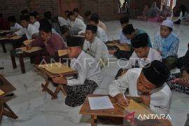 Penyaluran dana BOS untuk pesantren sudah mencapai Rp196,8 miliar