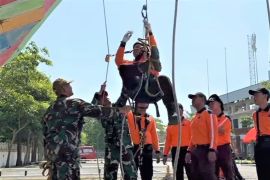 BPBD Kota Madiun latih relawan penyelamatan vertikal