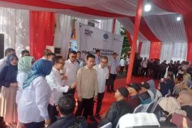 Wapres Gibran pantau penyaluran BSU di Kantor Pos Tangerang