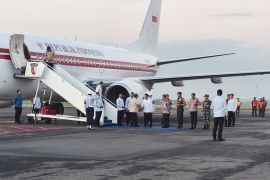 Prabowo tiba di Solo, hadiri penutupan Kongres PSI didampingi Gibran
