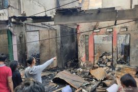 DKI kemarin, sekolah swasta gratis hingga APAR di setiap RT