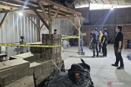 Polisi ungkap kasus produksi oli palsu di Kota Tangerang