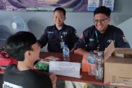 Puluhan korban kebakaran Tambora keluhkan sakit
