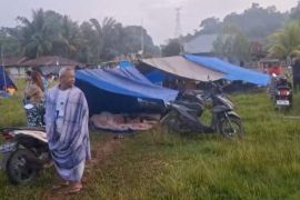 BNPB: 2.011 warga mengungsi akibat gempa di Poso semalam