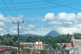 ESDM ajak masyarakat waspadai ancaman lahar Gunung Soputan-Sulut
