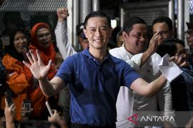 Tom Lembong resmi bebas dari Rutan Cipinang usai terima abolisi