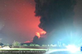 Gunung Lewotobi Laki-laki kembali meletus pada Sabtu dini hari