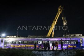 KAI Daop 6 batalkan perjalanan 18 KA, imbas Argo Bromo anjlok