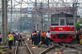 KRL anjlok di Stasiun Jakarta Kota, KAI buat rekayasa pola operasi perjalanan kereta Commuter Line