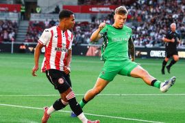 Kevin Diks bermain penuh ketika Monchengladbach diimbangi Brentford