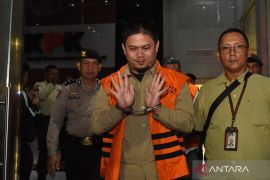 Hukum kemarin, royalti putar suara burung hingga Bupati Kolaka Timur