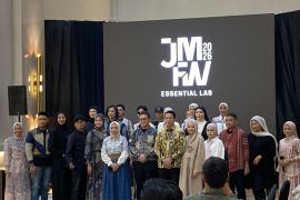 JMFW 2026 hadir, targetkan transaksi fesyen Rp163 miliar