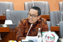 Anggota DPR RI desak pemerintah tertibkan mafia impor gula rafinasi