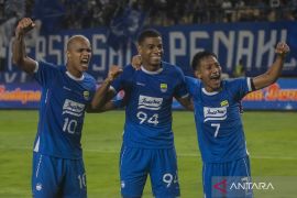 Beckham Putra Nugraha dan Adam Przybek kemungkinan absen bela Persib lawan Borneo FC
