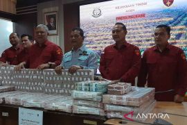 Kejati Aceh tahan tiga tersangka korupsi PSR Rp38,4 miliar