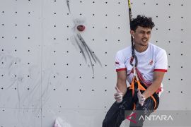 Veddriq dkk belum bisa rebut medali di nomor speed relay WG 2025