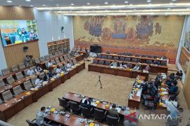 KAI catat volume angkutan penumpang semester I sebanyak 236 juta orang