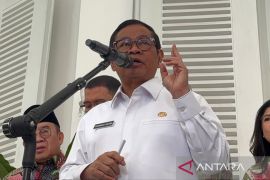 Pramono larang 