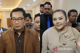 Hasil tes DNA, Ridwan Kamil bukan ayah kandung putri Lisa Mariana