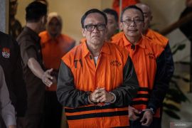 Politik kemarin, BP Haji jadi kementerian hingga Wamenaker dipecat