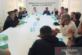 Warga Pabuaran keluhkan banjir kepada Ketua DPRD Kota Bogor