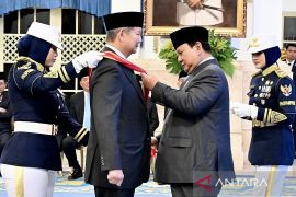 Terpopuler, Prabowo beri penghargaan hingga Kementerian Haji