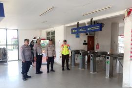 Polisi Tangerang siaga di perbatasan antisipasi massa demo ke Jakarta