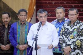 Ini kata Menteri Yassierli tentang Wamenaker yang terjerat OTT KPK
