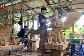 Tradisi pahatan tangan Myanmar terancam punah