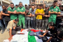 Suasana pemakaman jurnalis Al Jazeera yang tewas diserang Israel