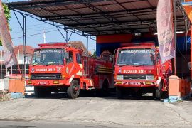 BPBD Bantul menyiagakan tujuh armada Damkar tangani api dampak unjuk rasa