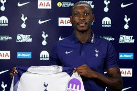 Kolo Muani jadi penyerang baru Tottenham