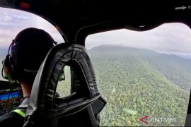 Populer, Heli jatuh di hutan Kalsel--Qunut Nazilah damai bangsa