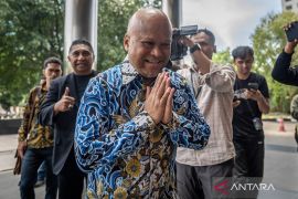 Kronologi jual mobil B J Habibie ke Ridwan Kamil terkait kasus BJB