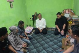 Pejabat Kemendagri ke rumah duka dan RS korban demonstrasi di Makassar