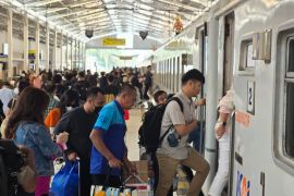KAI Layani 382 Ribu Pelanggan dalam 2 Hari Pertama Libur Panjang Maulid Nabi