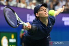 Sinner mundur dari Shanghai Masters karena kram dalam pertandingan