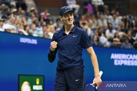 Sinner bangkit di menit-menit akhir untuk capai semifinal China Open