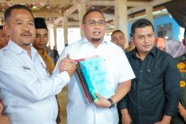Anggota DPR RI usulkan penambahan enam tower BTS di Kabupaten Solok 