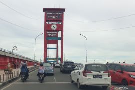 Pemkot Palembang pasang  enam CCTV di Jembatan Ampera