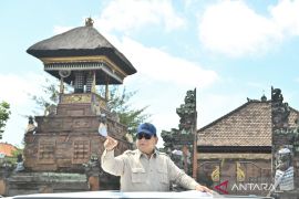 Politik kemarin, pesan Presiden RI di bioskop dan surat untuk menteri
