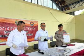 Polda Kepri tangkap agen asuransi rugikan nasabah hingga Rp700 juta