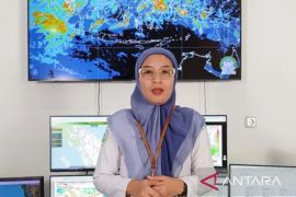 BMKG: Waspada hujan sedang dan gelombang 2,5 meter di Sumut pada Rabu