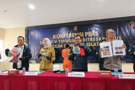 Polda Sumsel tangkap  pelaku ujaran kebencian dari medsos