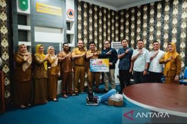 PTPN IV PalmCo Serahkan 15 Mesin Damkar, Perkuat BPBD Riau Lawan Karhutla